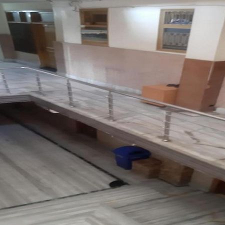 Oyo 81211 Hotel Janta Katra (Jammu and Kashmir) Exteriör bild