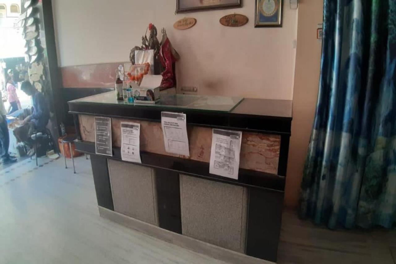 Oyo 81211 Hotel Janta Katra (Jammu and Kashmir) Exteriör bild